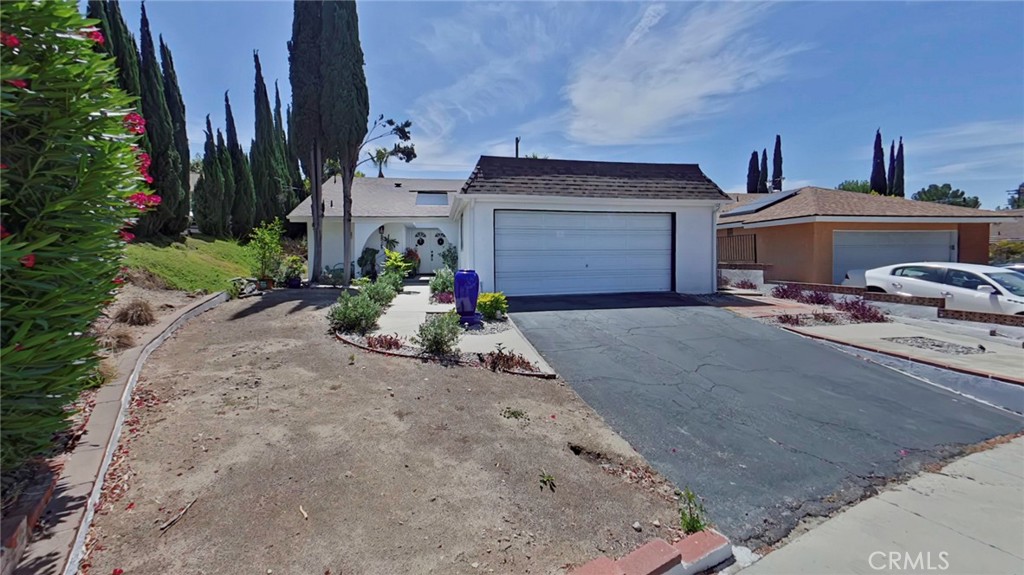11014 Tinker Ave — photo