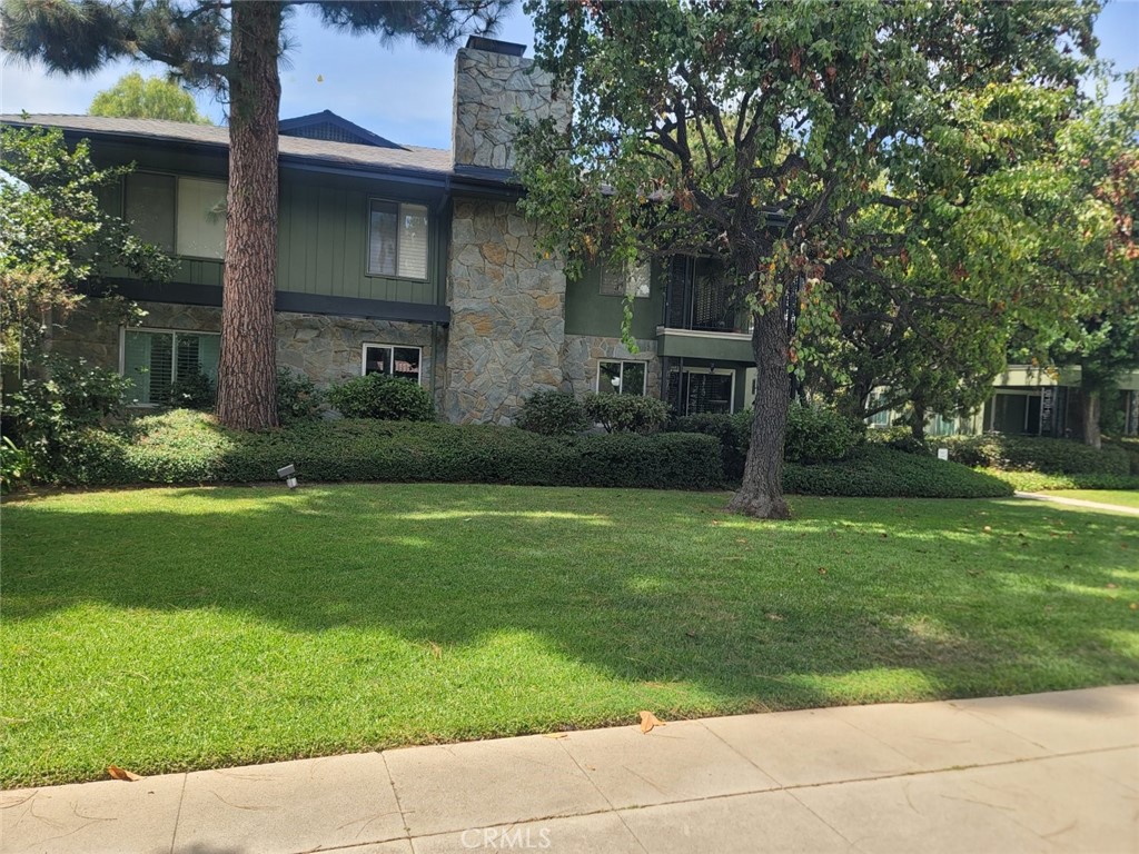 1209 S Orange Grove Avenue — photo