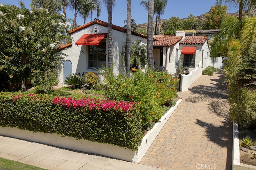 725 Pleasant View Terrace — photo