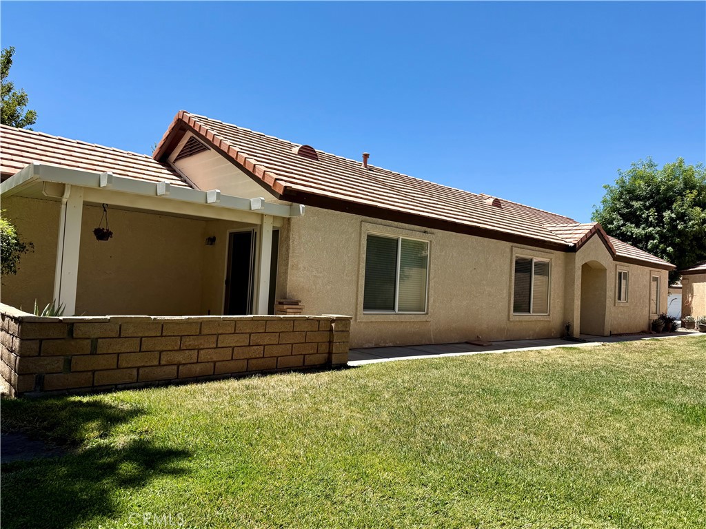 19078 Stoddard — photo