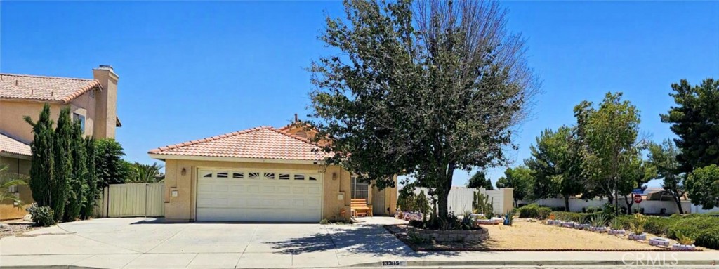 13385 Monterey — photo