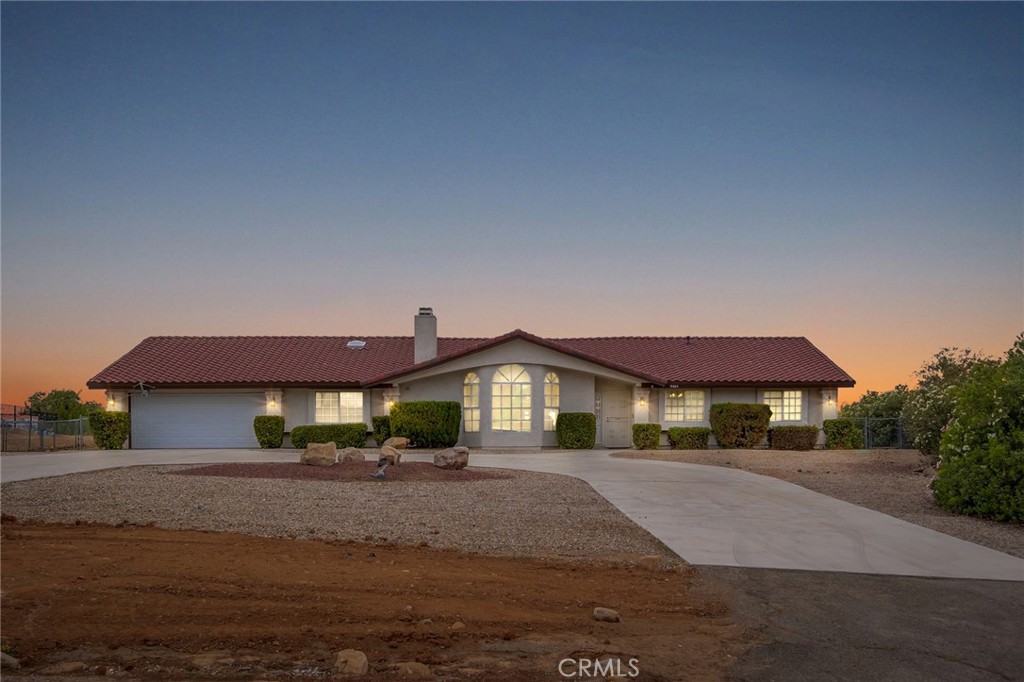 18664 Plumas — photo