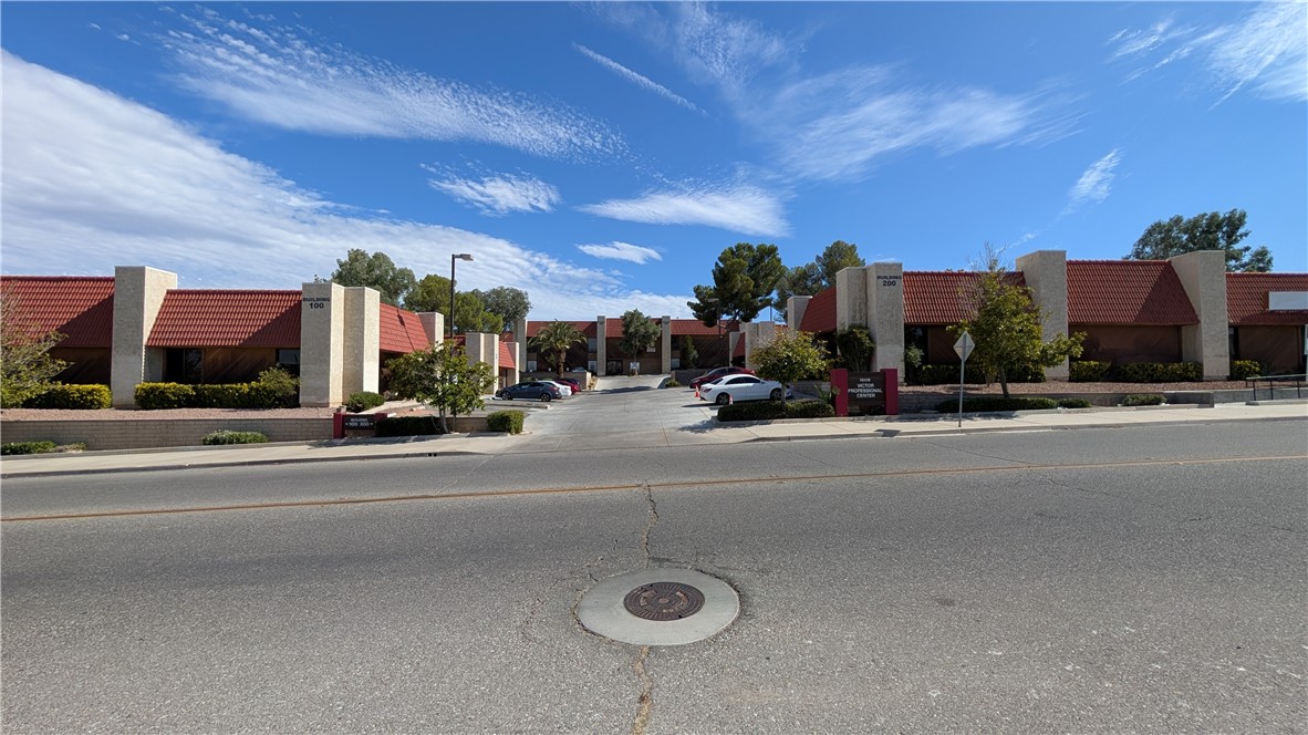 16519 Victor 350 — photo