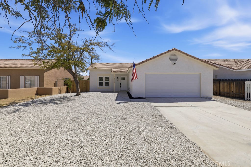 14633 Dana Street — photo