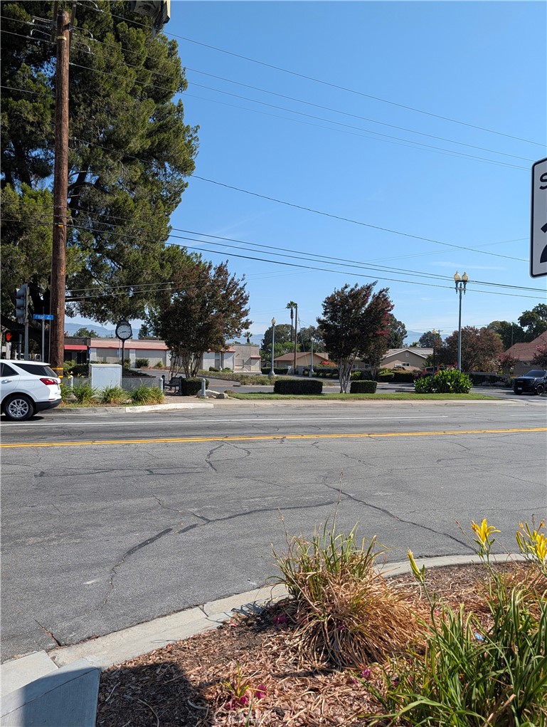 101 S Riverside Avenue, Rialto, CA 92376 — photo 3