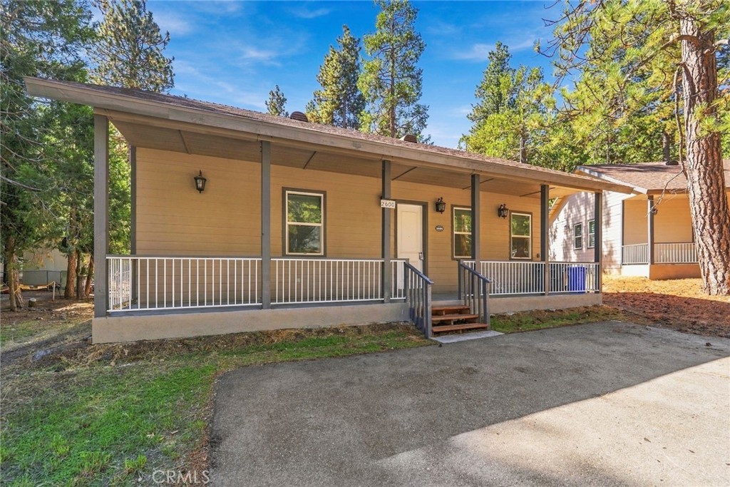 2600 Whispering Pines Drive — photo