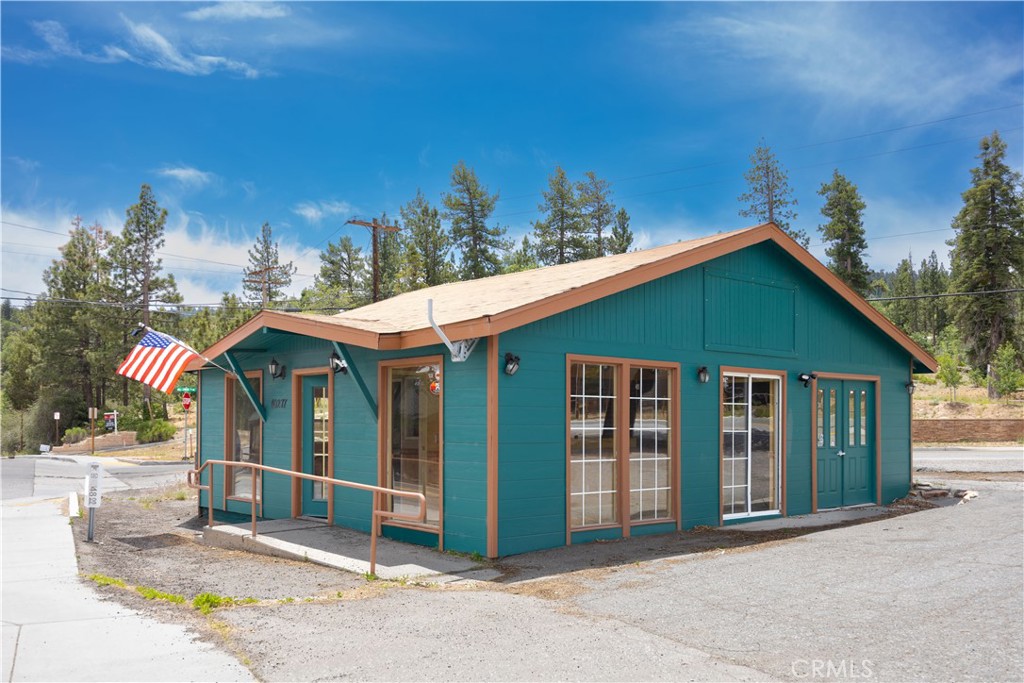 40277 Big Bear Boulevard — photo