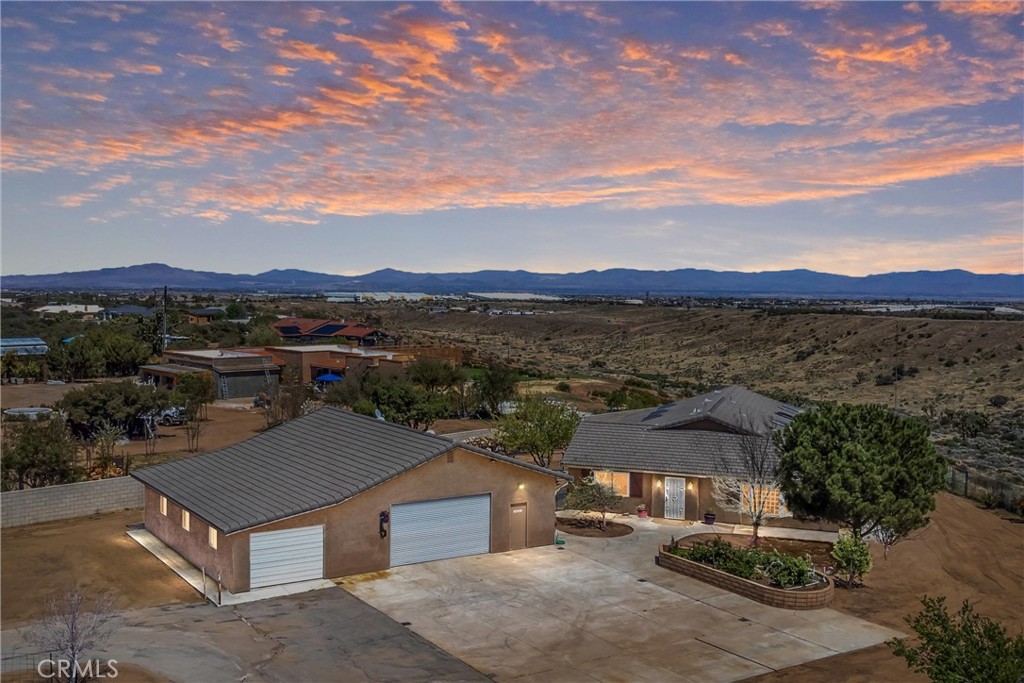 7045 Oak Hill Road — photo