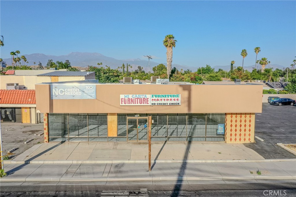 280 N San Jacinto Street — photo