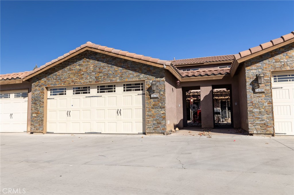 14176 Kiowa — photo