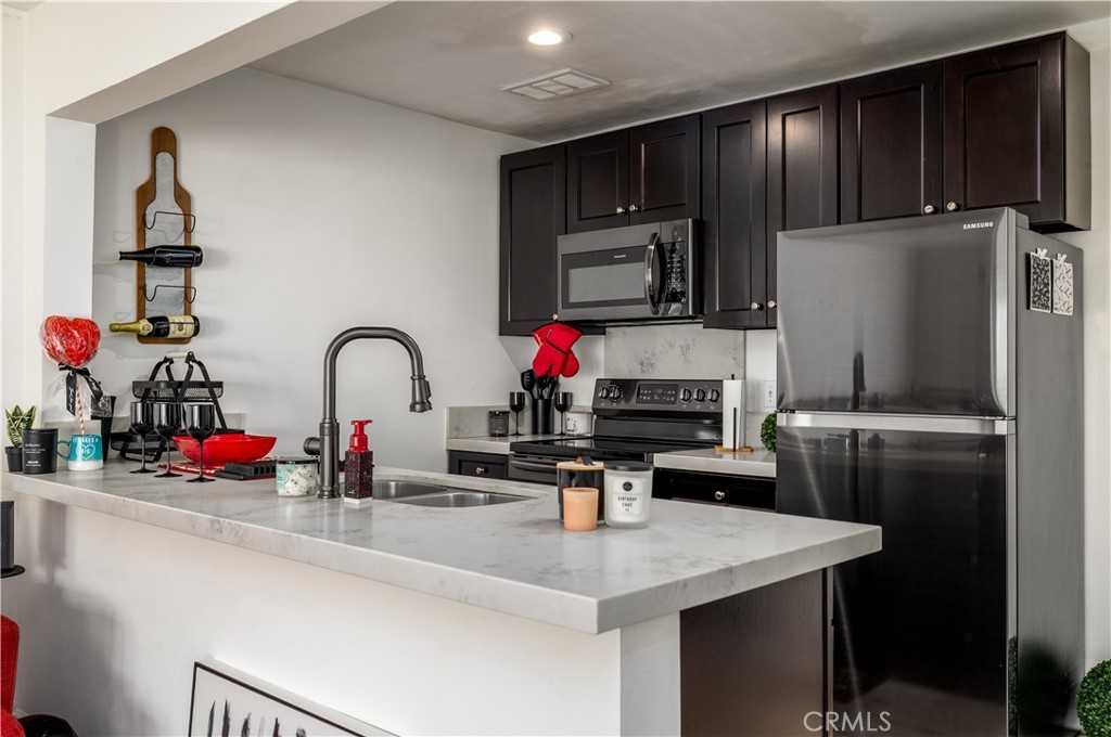3088 Panorama Rd Unit D — photo