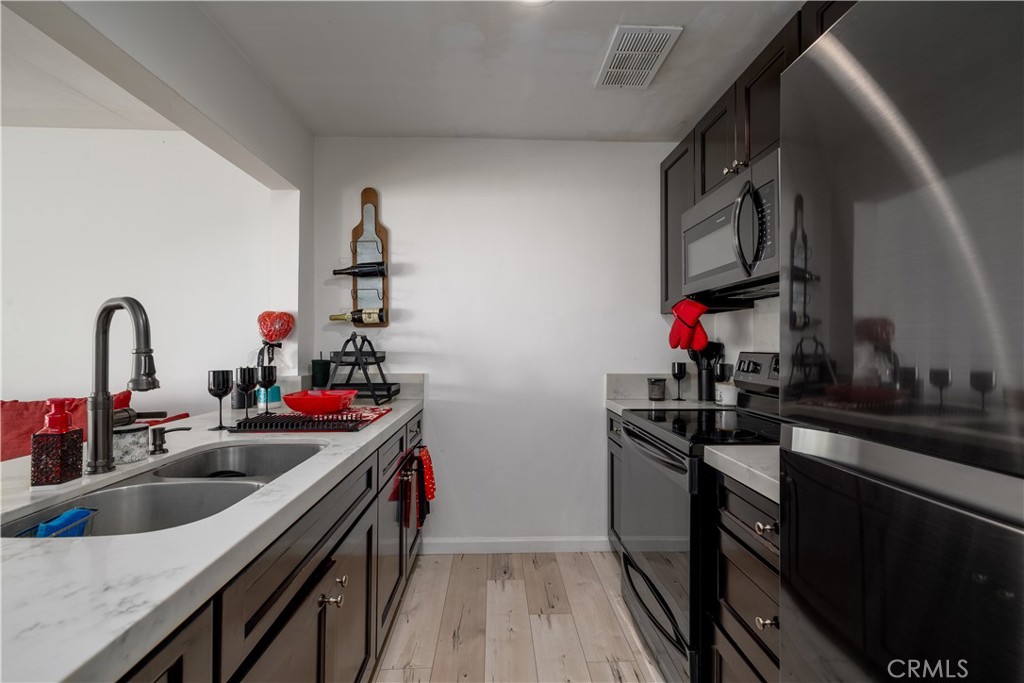 3088 Panorama Rd Unit D, Riverside, CA 92506 — photo 2