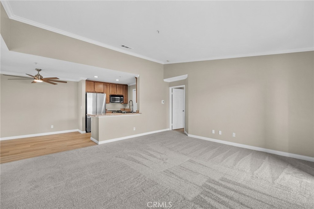 1980 Las Colinas Circle 307 — photo
