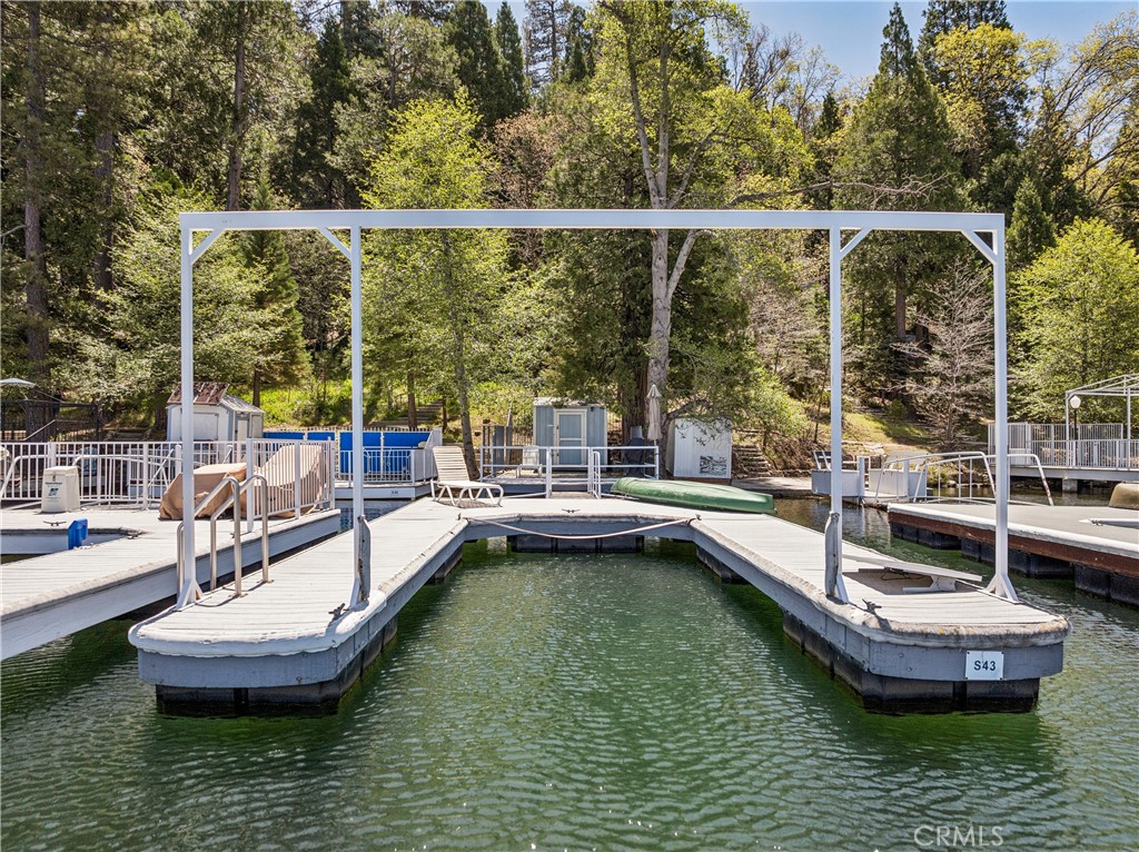 43 S43 -Single Slip Dock — photo