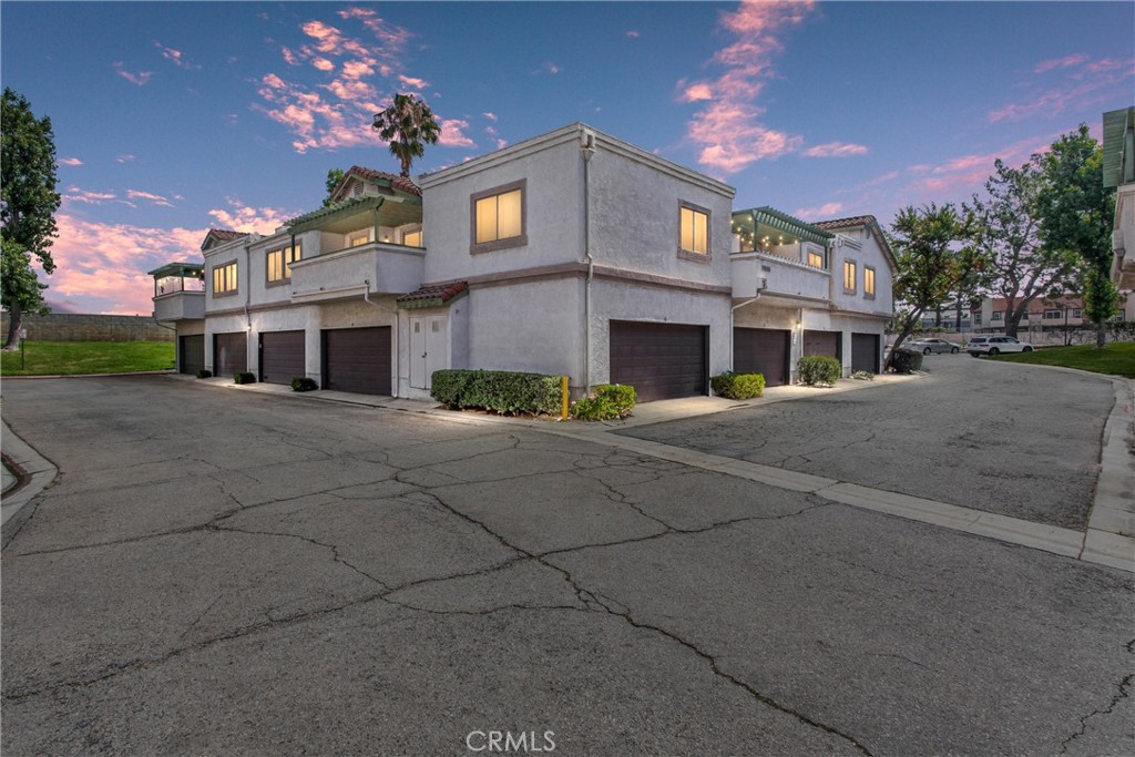 10246 Chaparral — photo