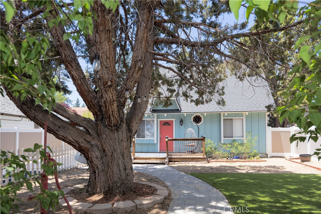 1037 Sequoia Drive — photo