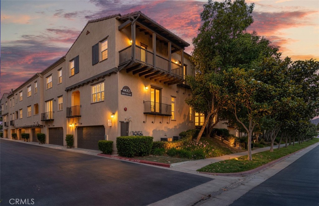 4432 Owens 101 — photo