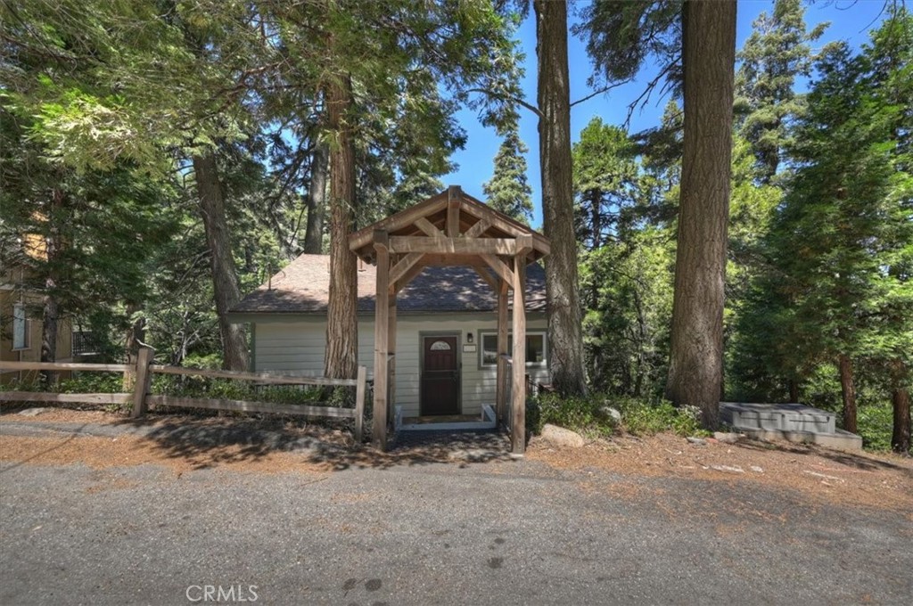 576 Kuffel Canyon Drive — photo
