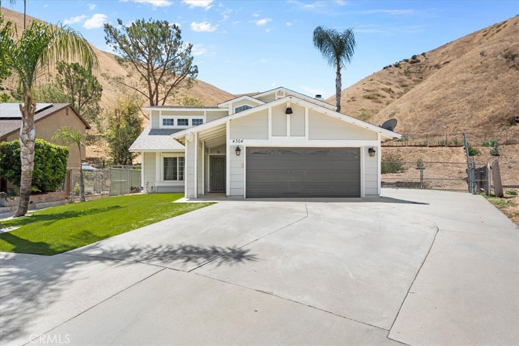 4304 Whitney Dr — photo