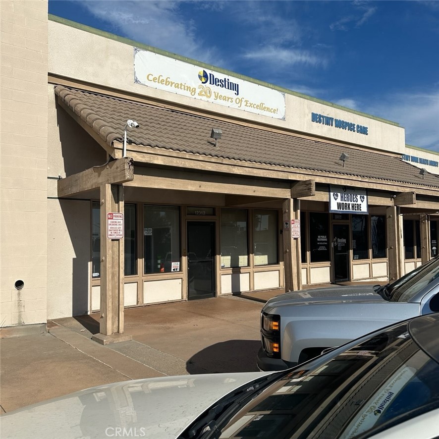 12362 Perris — photo