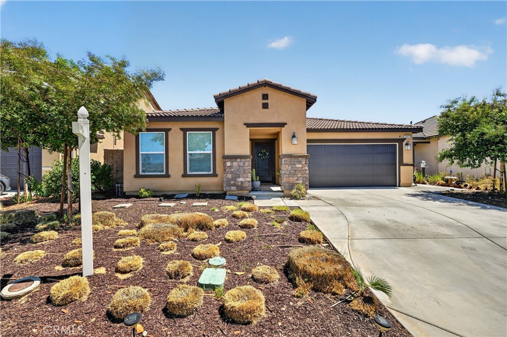 2417 Tulip Drive — photo