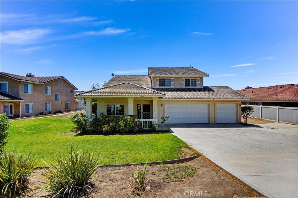 14035 Moonridge — photo