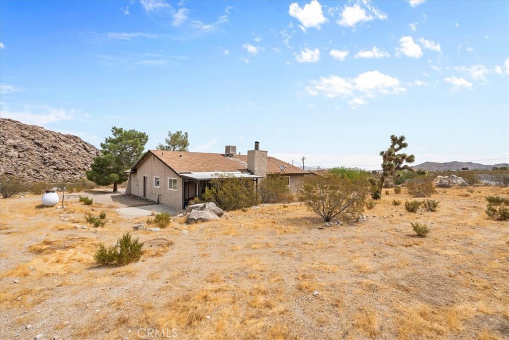 32257 Zircon Road — photo