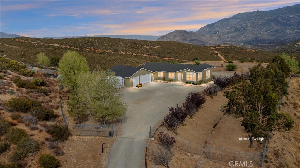 47180 Woodcliff Drive — photo