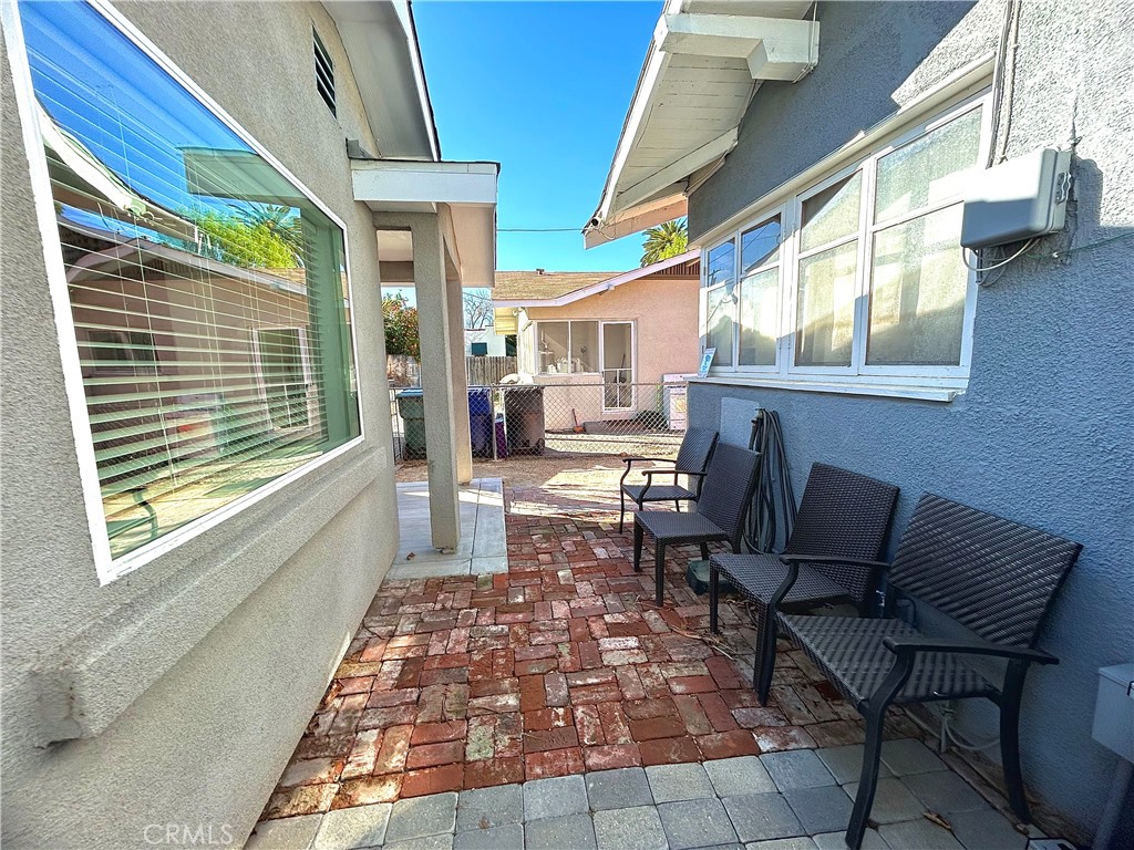 3152 Lime, Riverside, CA 92501 — photo 2