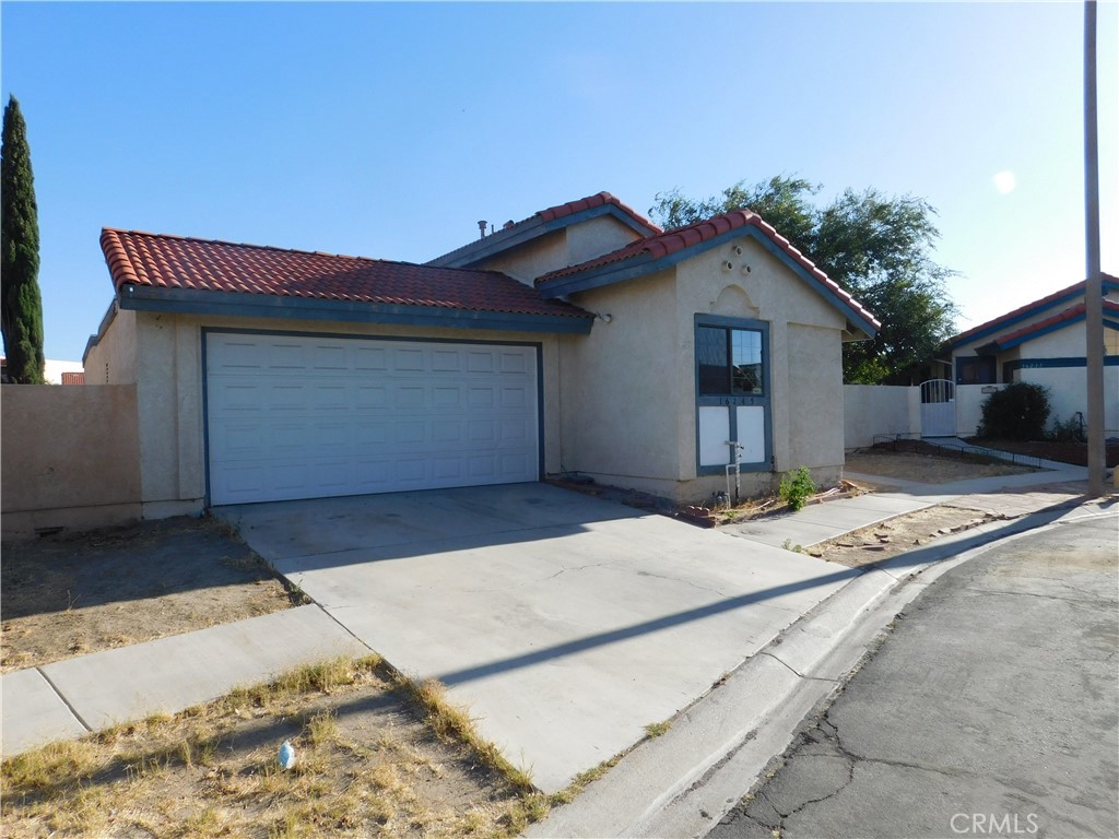 16245 Rodell — photo