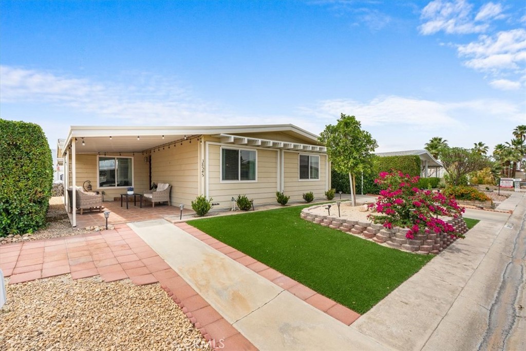 38545 E Desert Greens E — photo