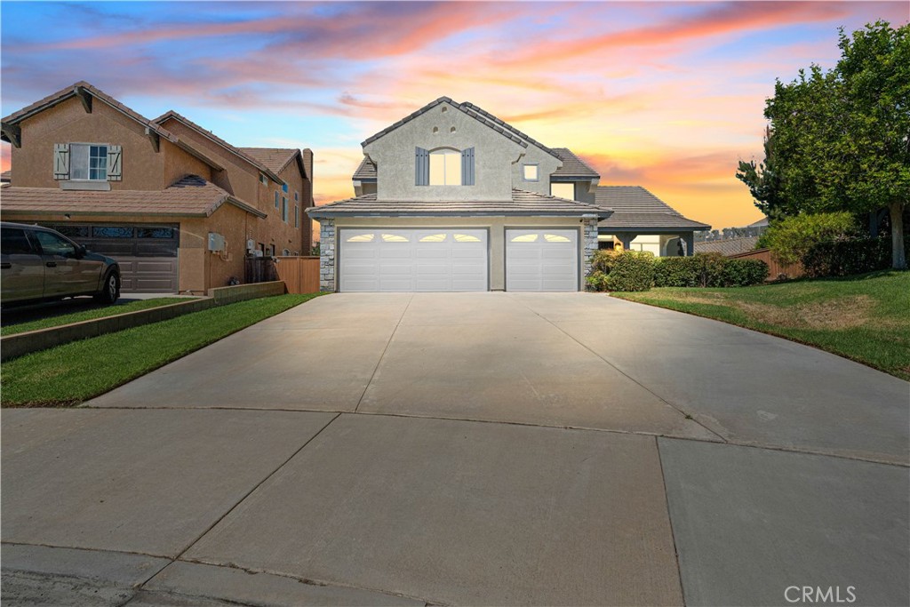 10011 Thornbird Court — photo