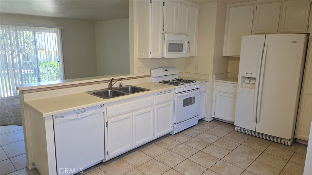 1365 Crafton 1085 — photo