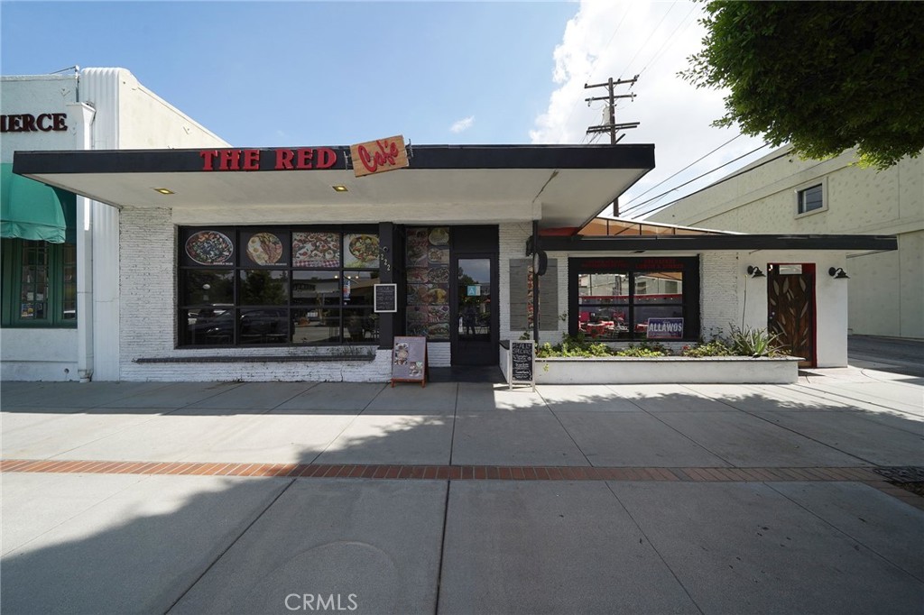 222 N Glendora Ave — photo