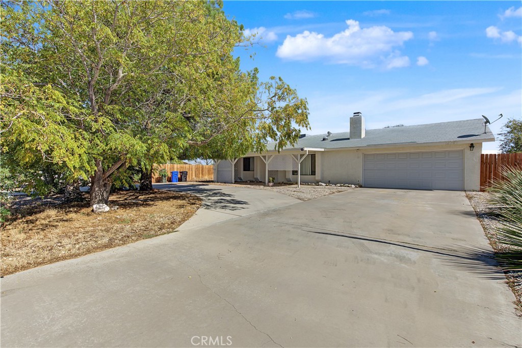 12787 Algonquin Road — photo