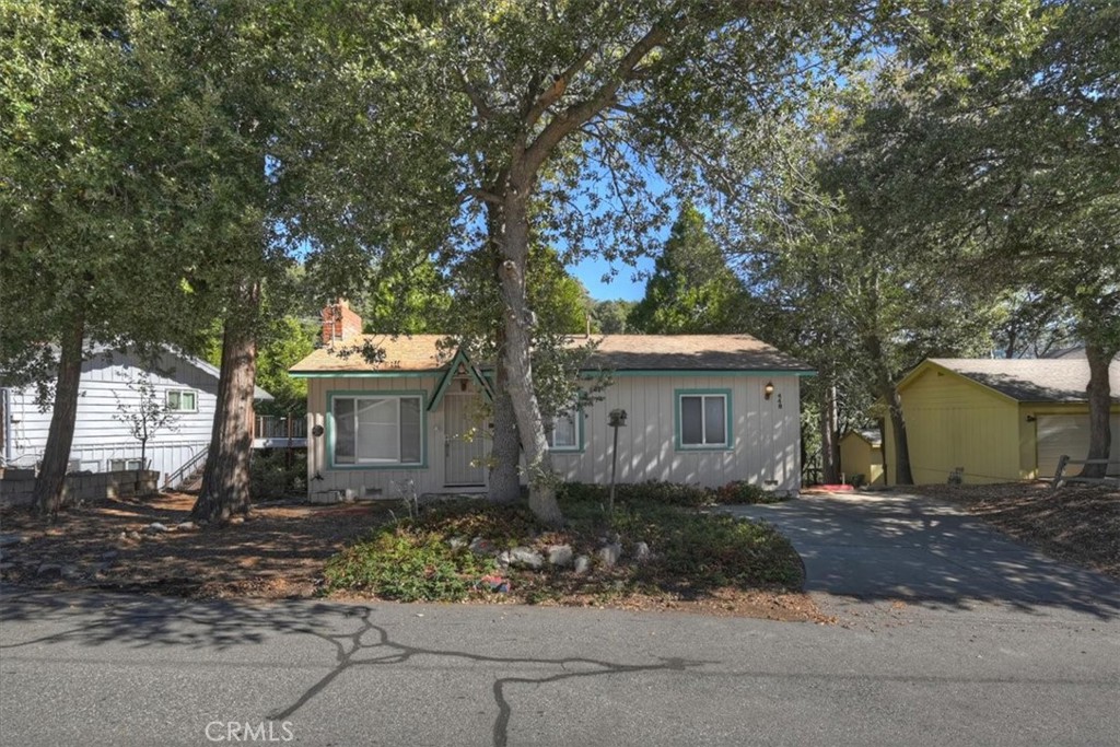 448 Wylerhorn Drive — photo