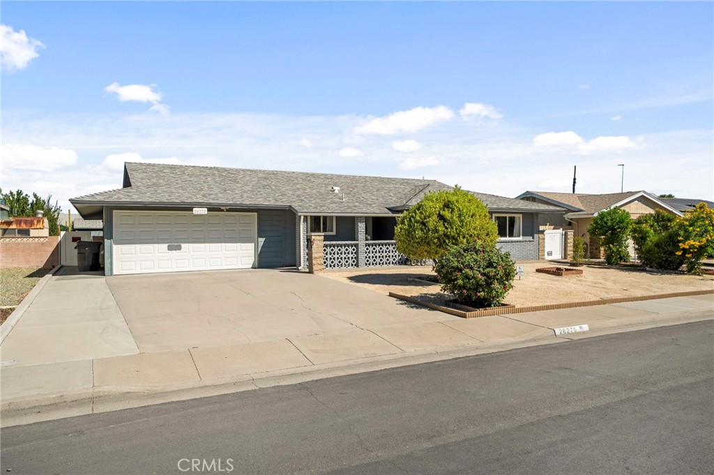 26270 Fairlane — photo