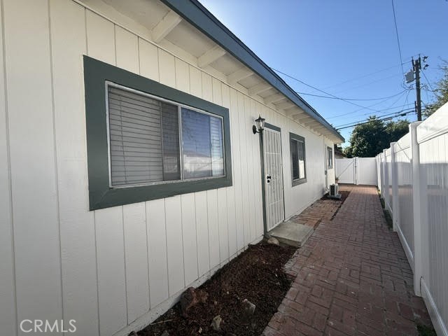 116 E Center Street 1/2 — photo