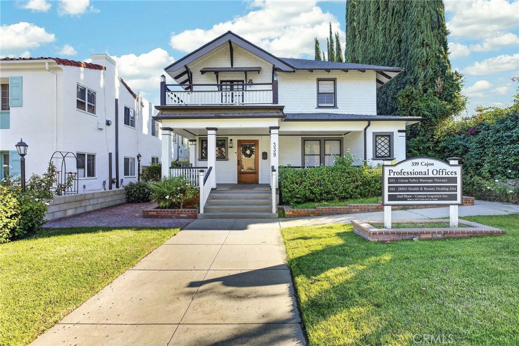 339 Cajon — photo