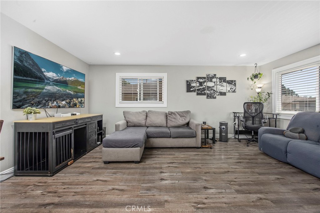 1168 W Calle Del Sol, #4 — photo