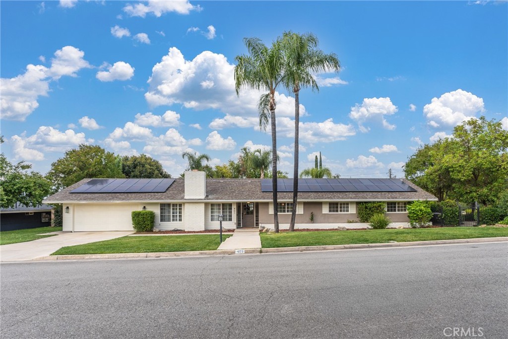 401 Eucalyptus Drive — photo