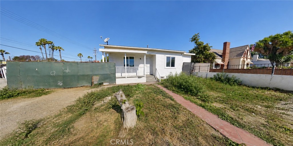 3747 Mintern — photo