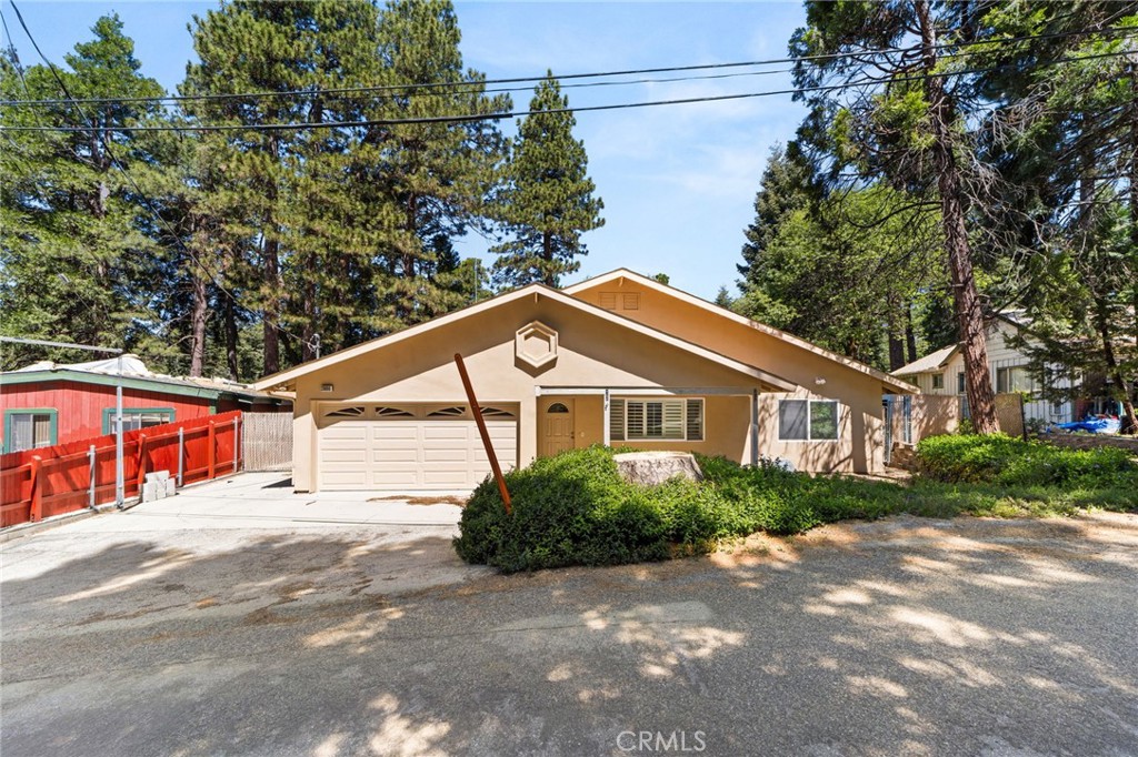 31686 Luring Pines Circle — photo