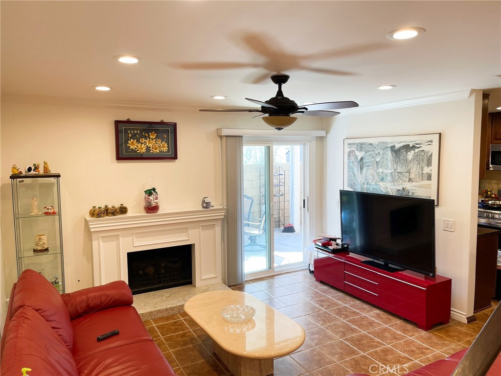 12828 Ramona 28 — photo