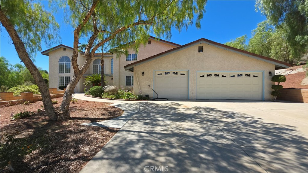 23729 Citrus Avenue — photo