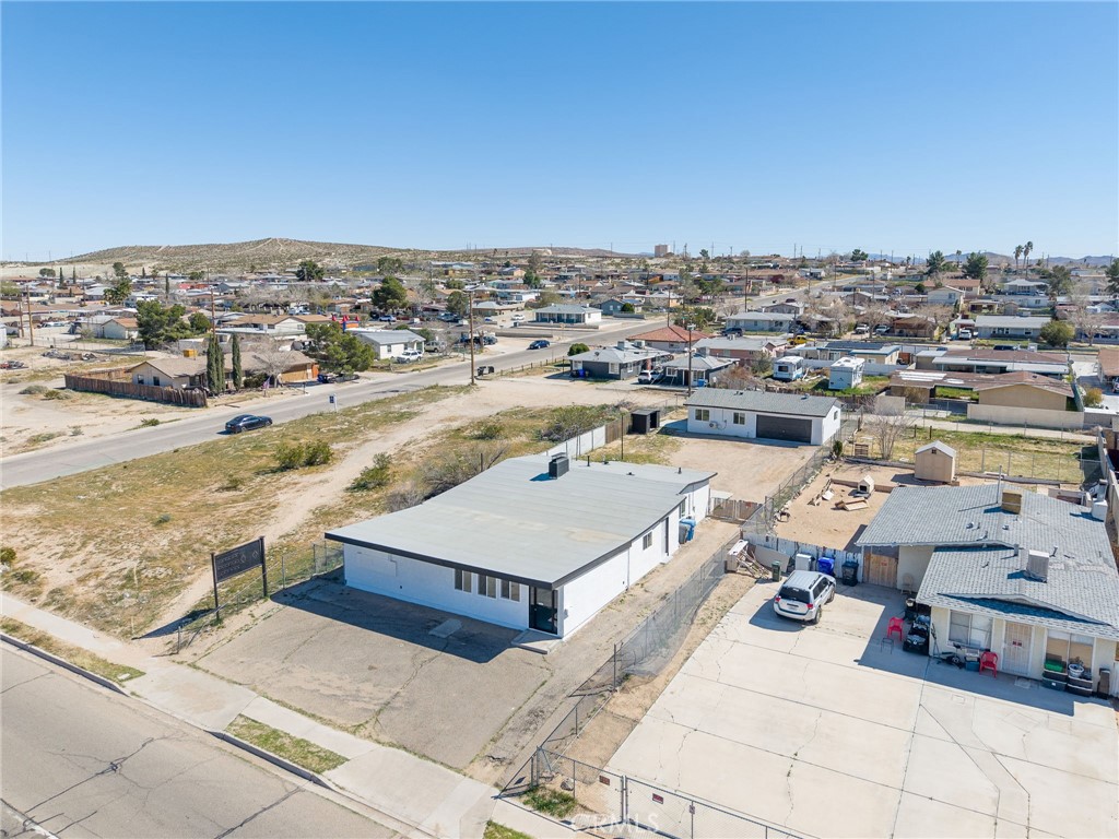 25441 W Main — photo