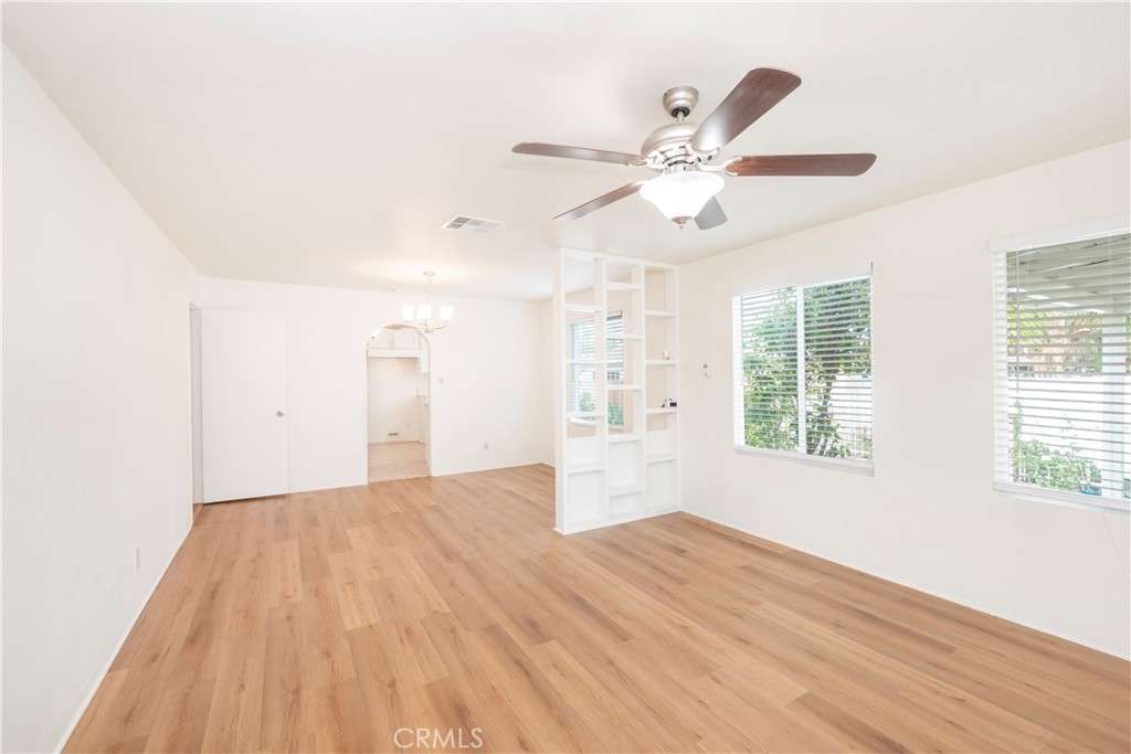 7579 Emerald Street — photo