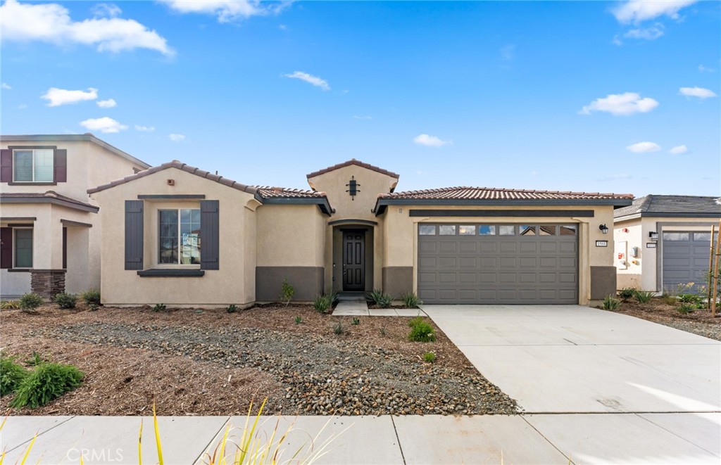 1568 Knott Court — photo