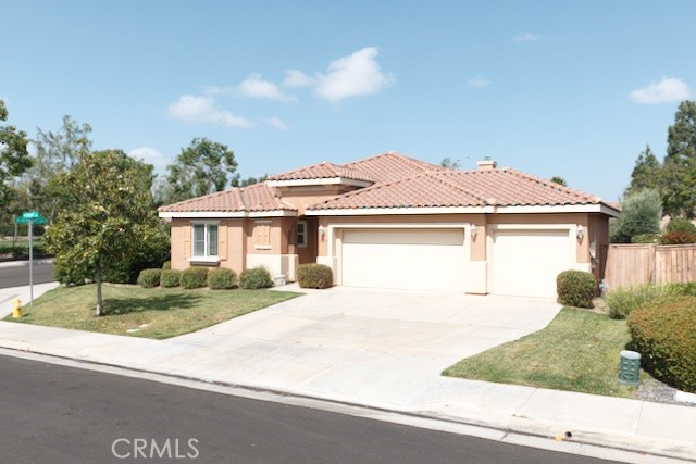 42585 Devant Circle — photo