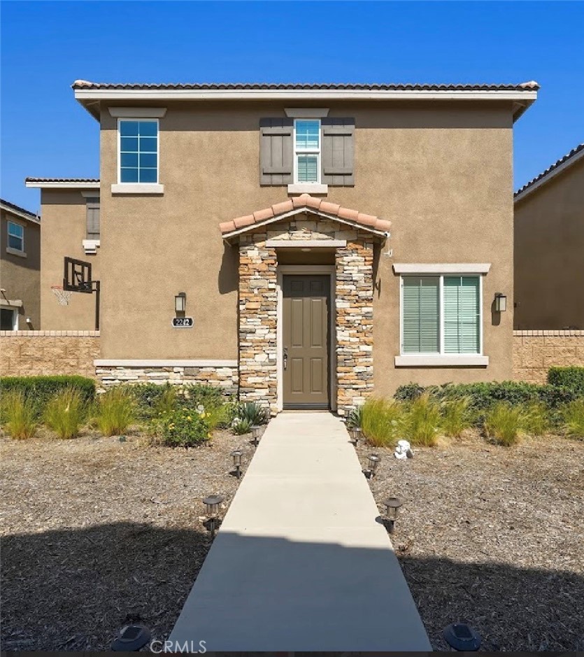 2242 Autumn Court — photo